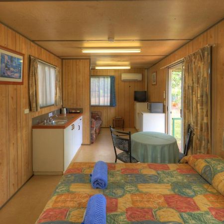 Batchelor Holiday Park Exterior photo